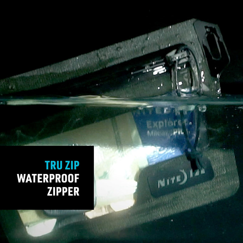 Nite IZE Runoff Waterproof Wallet - Dry Pouch for Tough Trusted Protection - Waterproof Wallet for Beach Trips & Outdoor Activities - Tested Dustproof and Waterproof to IP67