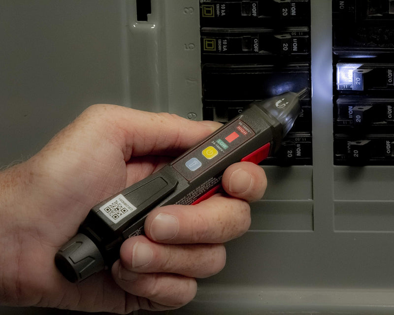 Triplett ET350 Non-Contact AC Voltage and Magnetic Field Detector