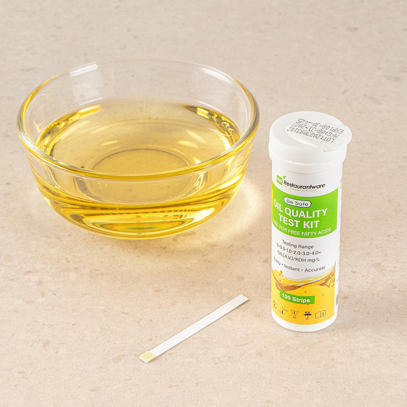 Restaurantware 3.8 x 1.3 Inch Restaurant Test Strips 100 Low Range Food Service Test Strips - Food Grade Easy To Use Paper Fryer Oil Test Kit FFA Concentration Ratings Quick Results