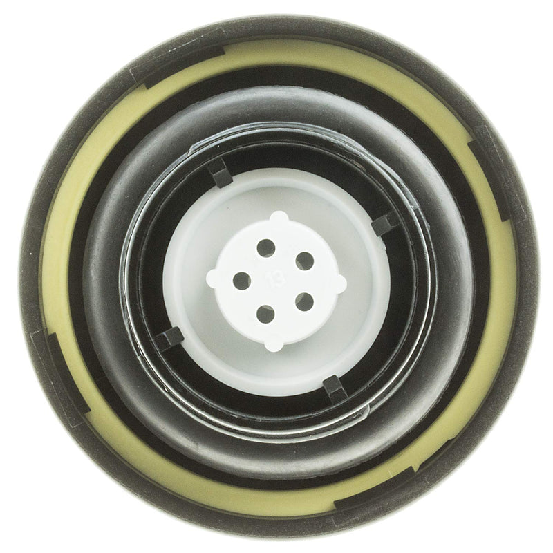 MotoRad MGC902 Locking Fuel Cap For (2004-2011) Ford Focus (2.0L) Fuel Tank Cap Fits Ford F-250 Super Duty 05–21 F-150 04–08 Focus 04–11 Ranger 04-19 Mazda 3 10-13 6L2Z9030F 6L2Z9030E HC3Z9030D