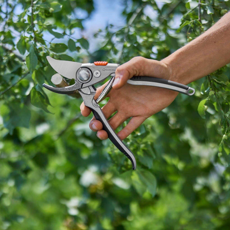 (8702) Aluminium Secateurs: Premium Bypass Pruner for Thicker Twigs and Branches, Robust Aluminium Handles, Replaceable Blade, Max. Cutting Diameter 1"