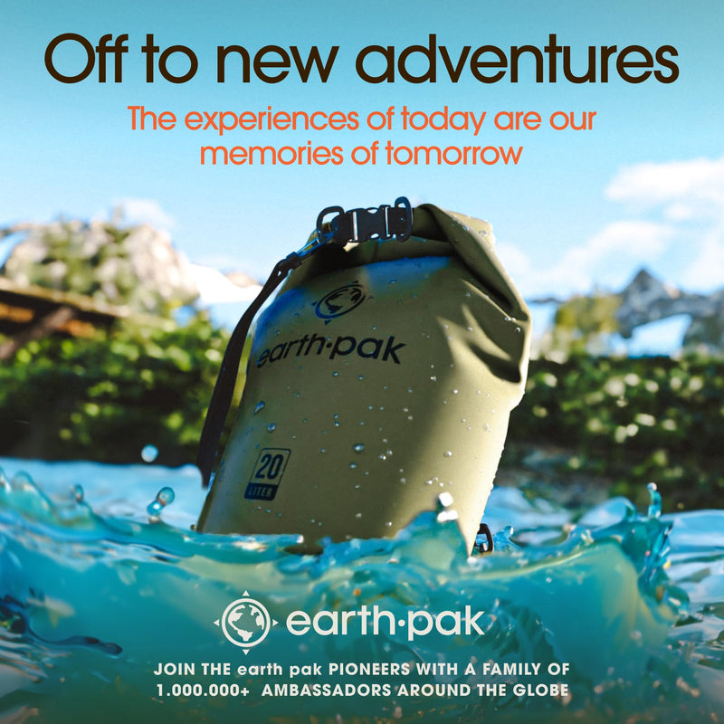 Earth Pak Waterproof Dry Bag - Roll Top Waterproof Backpack Sack Keeps Gear Dry for Kayak with Waterproof Phone Case 30L Light Blue