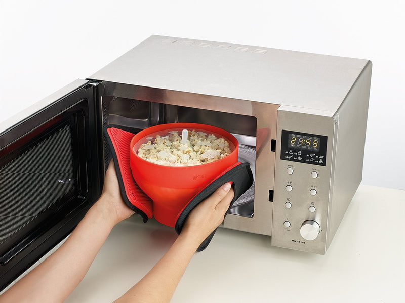 Lékué Microwave Popcorn Maker | Standard | Red | Fast, Healthy Pop-Up Popcorn Bowl, Cooks 2-3 Servings in 3 mins | Folds Down to Save Space, No Oil Needed, Includes Fat-Free Recipes | Dishwasher Safe