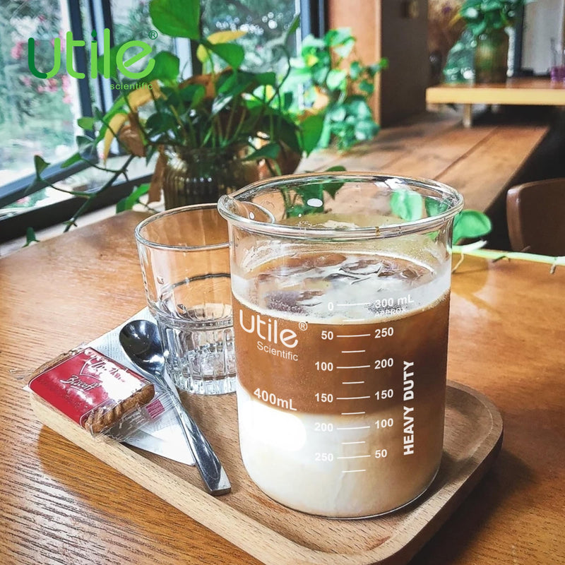 Utile 101.45oz(3000ml) Low Form Glass Beakers, Borosilicate 3.3 Glass with Printed Graduation, 4000.3000.1 Vol.3000ml