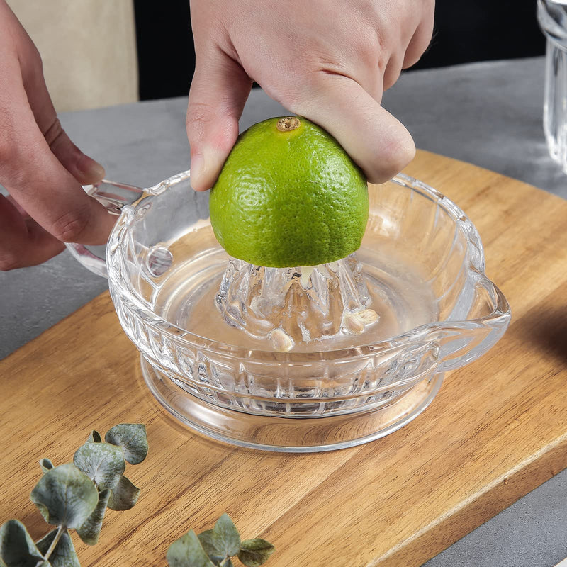 Glass Lemon Squeezer, Citrus Juicer Manual Hand Squeezer with Handle and Pour Spout, Clear Lemon Manual Extractor Small Handheld Orange Juicer