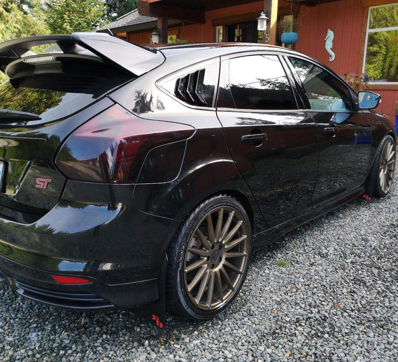 Fit for Ford Focus ST RS MK3 Hatchback 2PC 2012 2013 2014 2015 2016 2017 2018 Shiny Black Window Side Louvers Vent