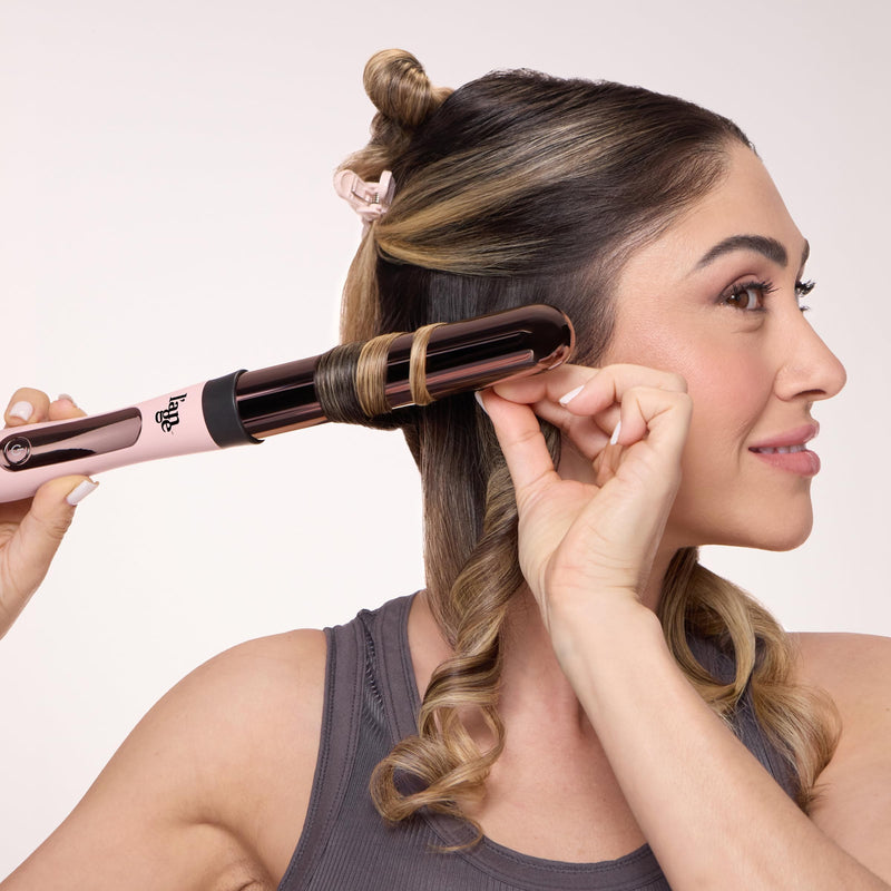 L'ANGE HAIR Le Curl Titanium Curling Wand - Professional Curling Iron for All Hair Types - Clip Free Hair Curler - Best Hair Waver for Relaxed Curls & Beach Waves - Blush 1” (25MM).