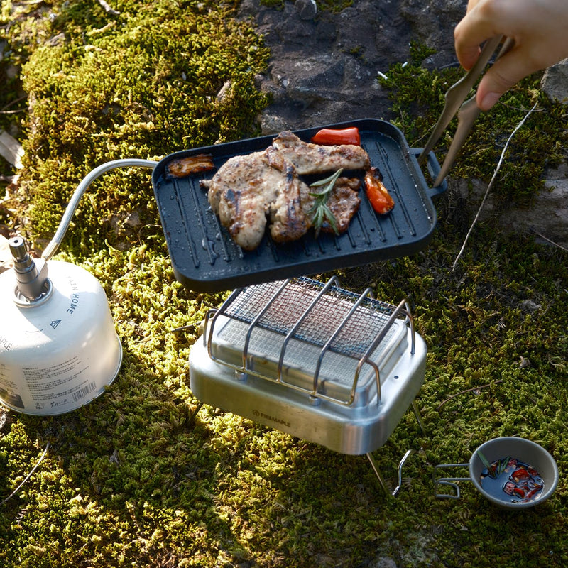 Fire-Maple Compact Aluminium Alloy Mini Griddle Set with Stainless Steel Tongs - Portable Heating Kit for Outdoor and Indoor Use