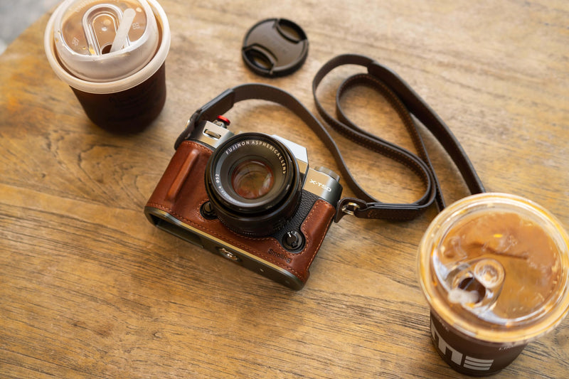 SMALLRIG Half Leather Case Kit for FUJIFILM X-T50 with Shoulder Strap | Style Camera Case with Aluminum Alloy Frame Brown