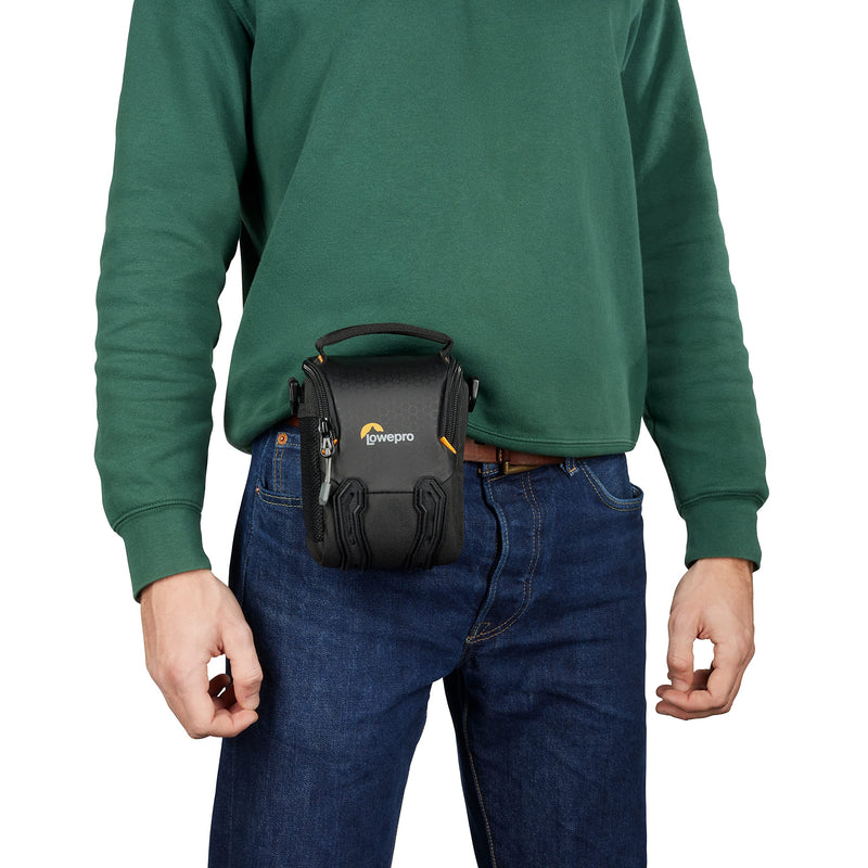 Lowepro Adventura, Camera Schoulder Bag with Adjustable/Removable Shoulder Strap Sh 115 III