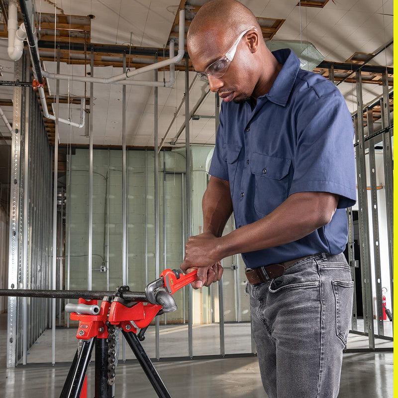 RIDGID 31010 Model 10 Heavy-Duty Straight Pipe Wrench, 10-inch Plumbing Wrench, Red, Black, 250mm (10in) 10" Durable, Heavy-Duty