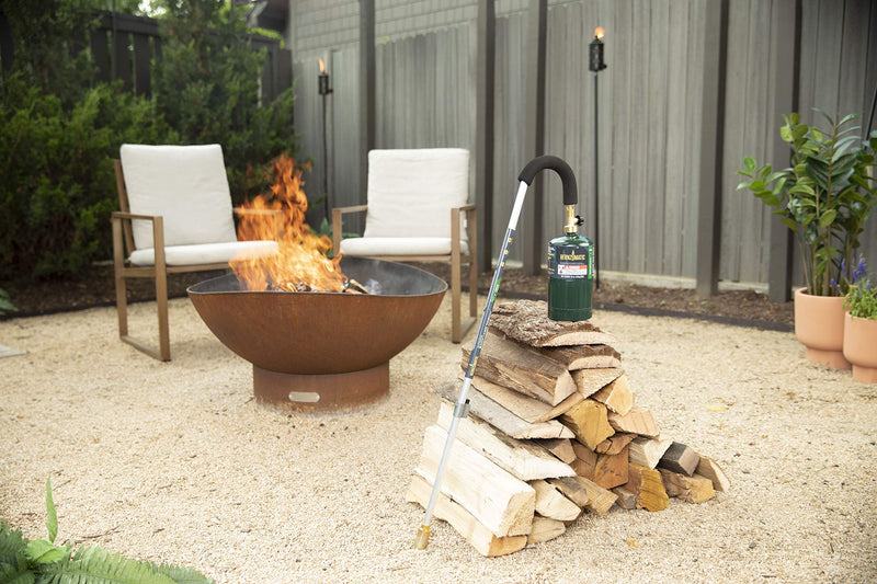Bernzomatic 19425 JT850 Self-Igniting 20,000 BTU Outdoor Torch (JT850) Ourdoor torch