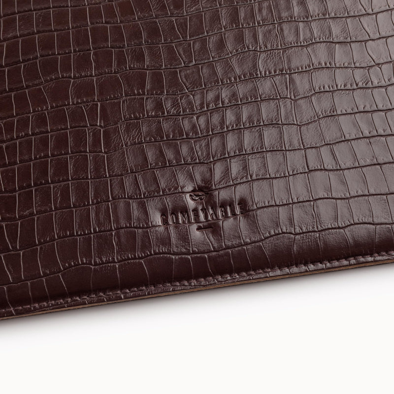 Comfyable 13 Inch Croc-Embossed Faux Leather Laptop Sleeve, Compatible with 13" MacBook Air M5 2026, MacBook Neo & MacBook Pro M2 2022, Slim Computer Case, Briarwood For 13" MacBook Pro & Air & Neo