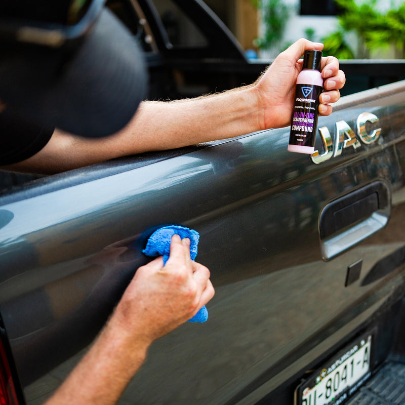  [AUSTRALIA] - Flowgenix™ Instant Car Scratch Remover Repair - All-in-One Scratch Remover For Vehicles and Polishing Compound (4 oz) - Car Paint Scratch Repair Includes 1 Microfiber Applicator and 1 Microfiber Towel Instant Scratch Repair