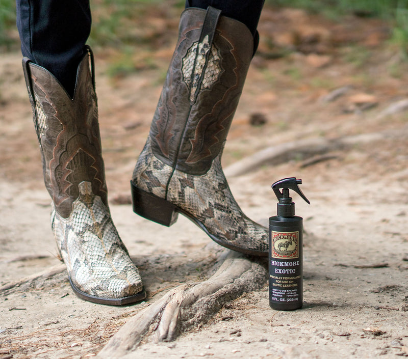  [AUSTRALIA] - Bickmore Exotic 8oz (2-Pack) - Specially Formulated Leather Spray Used to Clean Condition Polish and Protect Exotic Leathers & Reptile Skins 8 Fl Oz (Pack of 2)