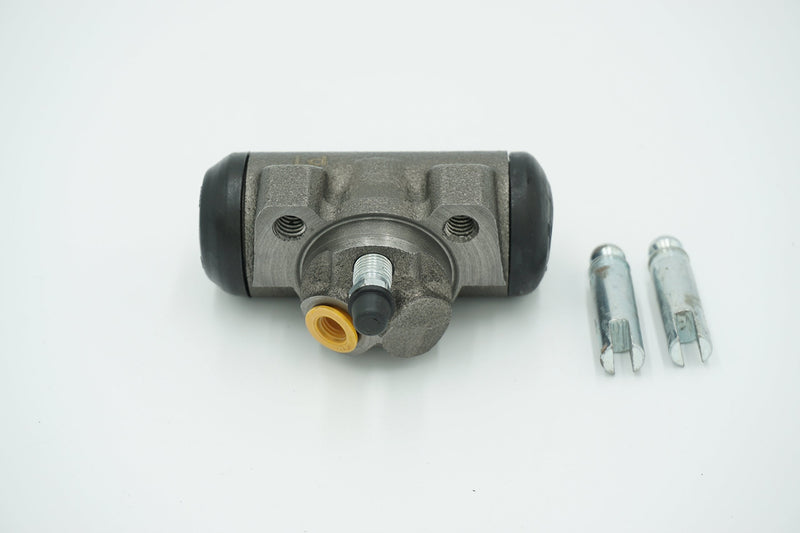 11640755-1 Wheel Cylinder for M715, Left, 11640755-1/943652 / FD59402 11640755-1