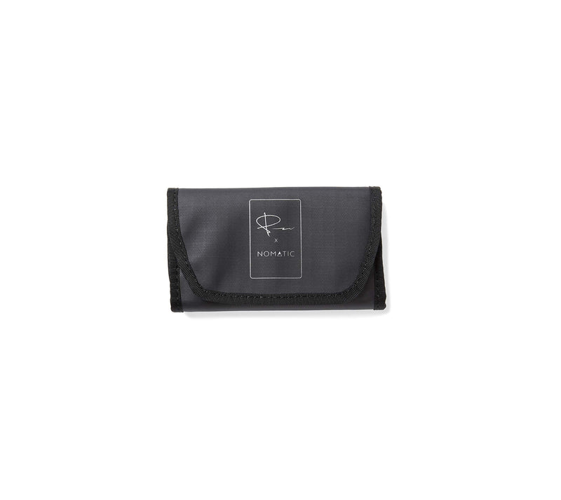NOMATIC McKinnon Memory Card Case - Durable SD Memory Card Holder, Fits 6 SD & 2 C-Fast Cards with Zipper Pocket for Mini-SD