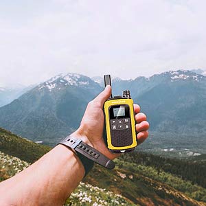 Rechargeable Walkie Talkies for Adults, Long Range 5 Miles Two Way Radios, Rechargeable Battery,Charging Dock,Flashlight,for Camping Hiking Hunting Security Hotel Yellow - LeoForward Australia