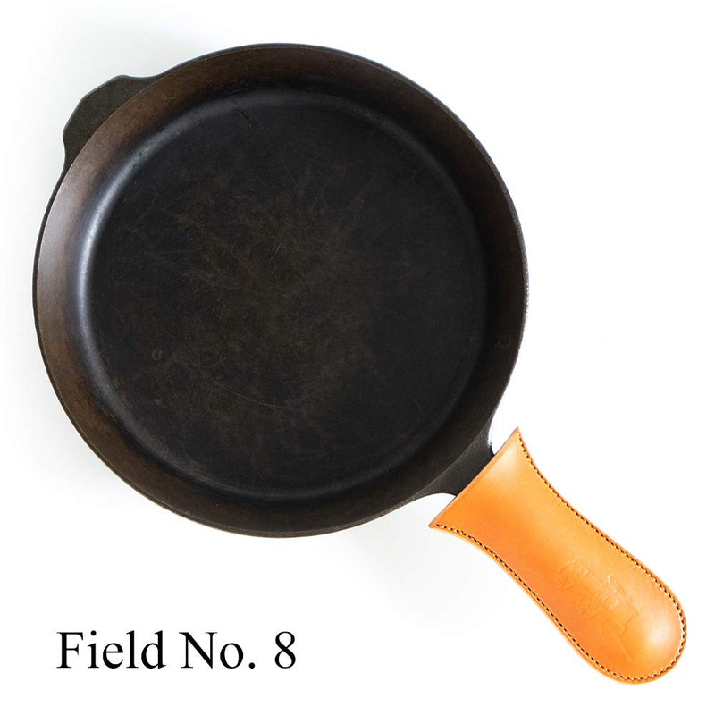  [AUSTRALIA] - Leather Cast Iron Handle Cover - Extra Thick, Easy to Grip, Heat Resistant, Cast Iron Pot Holders - Best Skillet Handle Cover Works with Vintage Skillets, Lodge, Lancaster and More - Made in The USA
