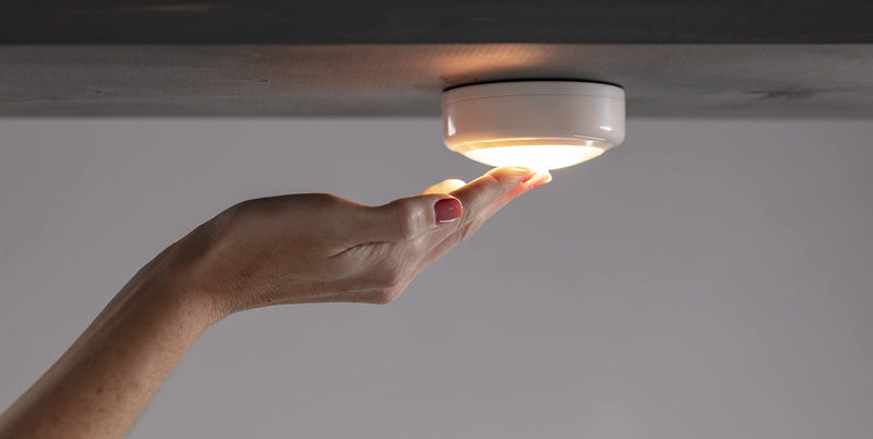  [AUSTRALIA] - Brilliant Evolution LED Puck Light | Wireless LED Under Cabinet Lighting | Under Counter Lights for Kitchen | Battery Operated Light for Sink, Bathroom, Pantry, Closet, Bookshelf, Bedroom 1-Pack