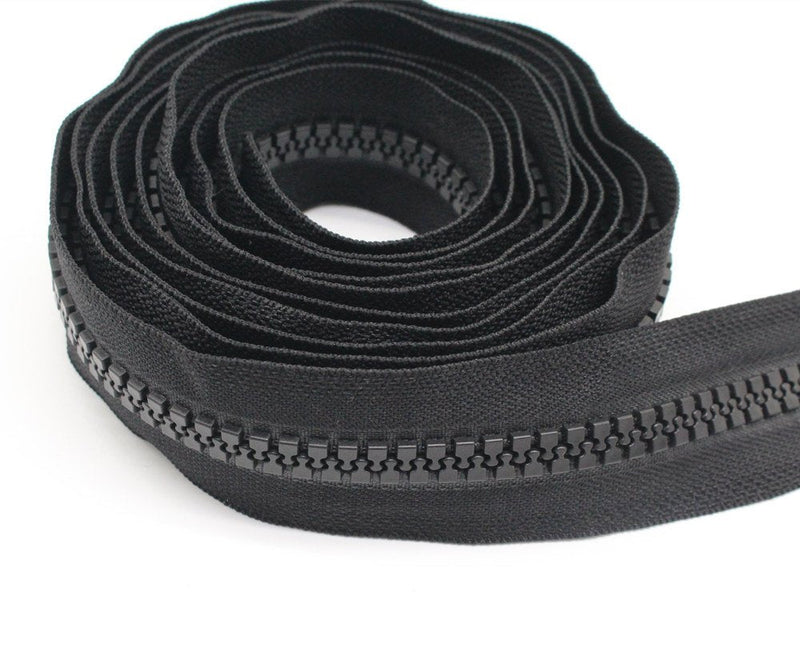  [AUSTRALIA] - YaHoGa #10 Large Plastic Zipper by The Yard Bulk Black 5 Yards with 10pcs Long Sliders for DIY Sewing Tailor Crafts Canvas Bags Tents (5 Yards)
