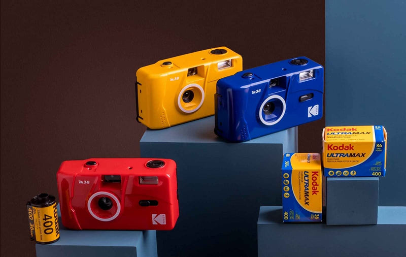  [AUSTRALIA] - Kodak M38 35mm Film Camera - Focus Free, Powerful Built-in Flash, Easy to Use (Grapefruit) Grapefruit