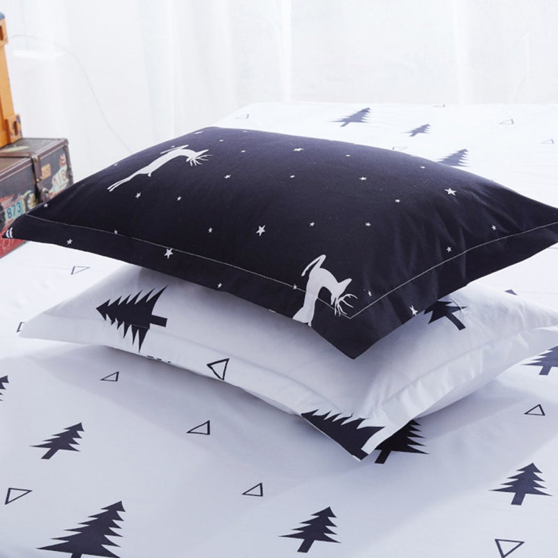  [AUSTRALIA] - Christmas Deer Duvet Cover Set with Zipper Reversible Bedding Set for Girls Boy Kids (Full, Black and White) Full