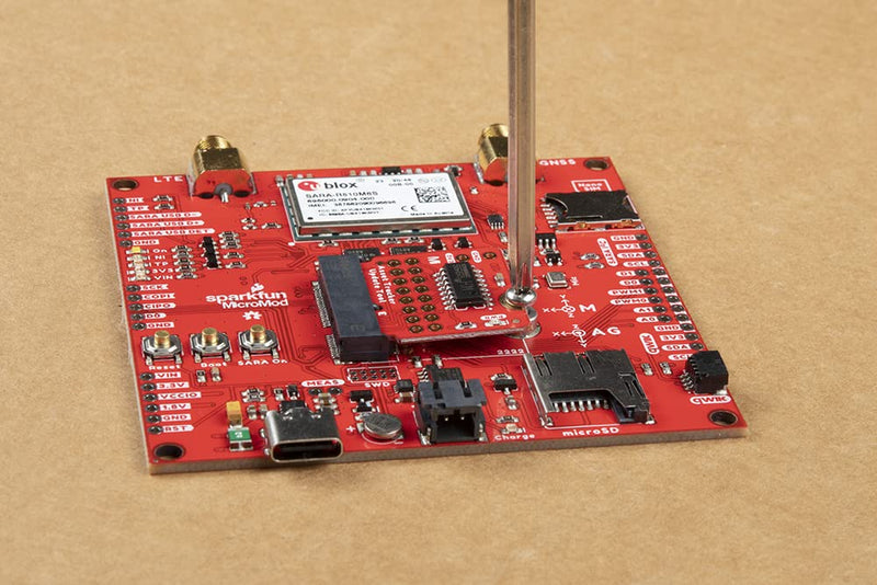  [AUSTRALIA] - SparkFun MicroMod Update Tool-CH340C USB-Serial Converter 8 Pairs of PTH Connections w/Split pad Jumper Links 3.3V Interface MicroMod Asset Tracker Carrier Board or SARA-R510M8S Module USB-C