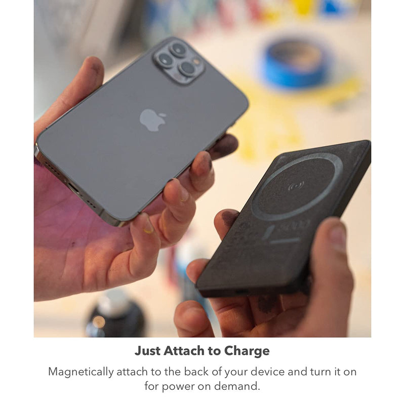  [AUSTRALIA] - mophie snap+ juice pack mini - Magnetic and portable wireless charger containing a 5,000mAh internal battery. - Black