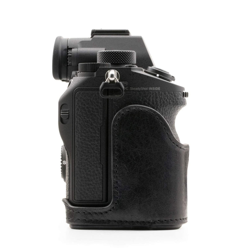  [AUSTRALIA] - MegaGear Ever Ready Genuine Leather Camera Half Case Compatible with Sony Alpha A7 III, A7R III, A9 Black