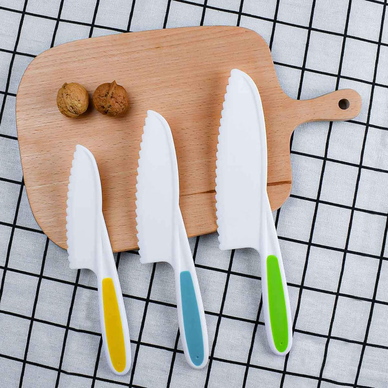  [AUSTRALIA] - 3 Piece Nylon Knives for Kids Kids Nylon Knife Set Kid Safe Knives for Cooking & Cutting Kitchen Lettuce & Salad Knives Kids Serrated Knife in 3 Sizes & Colors Plastic Knifes for Kids Christmas Gift