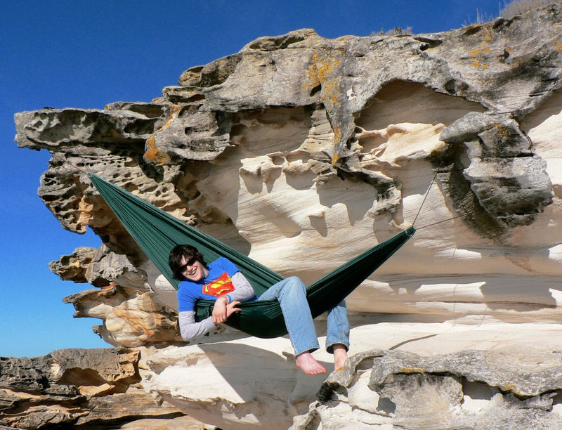  [AUSTRALIA] - Hammock Bliss Single - Quality You Can Trust - 100" Rope Per Side Included - Portable Hammock Ideal for Camping, Backpacking, Kayaking & Travel Forest Green