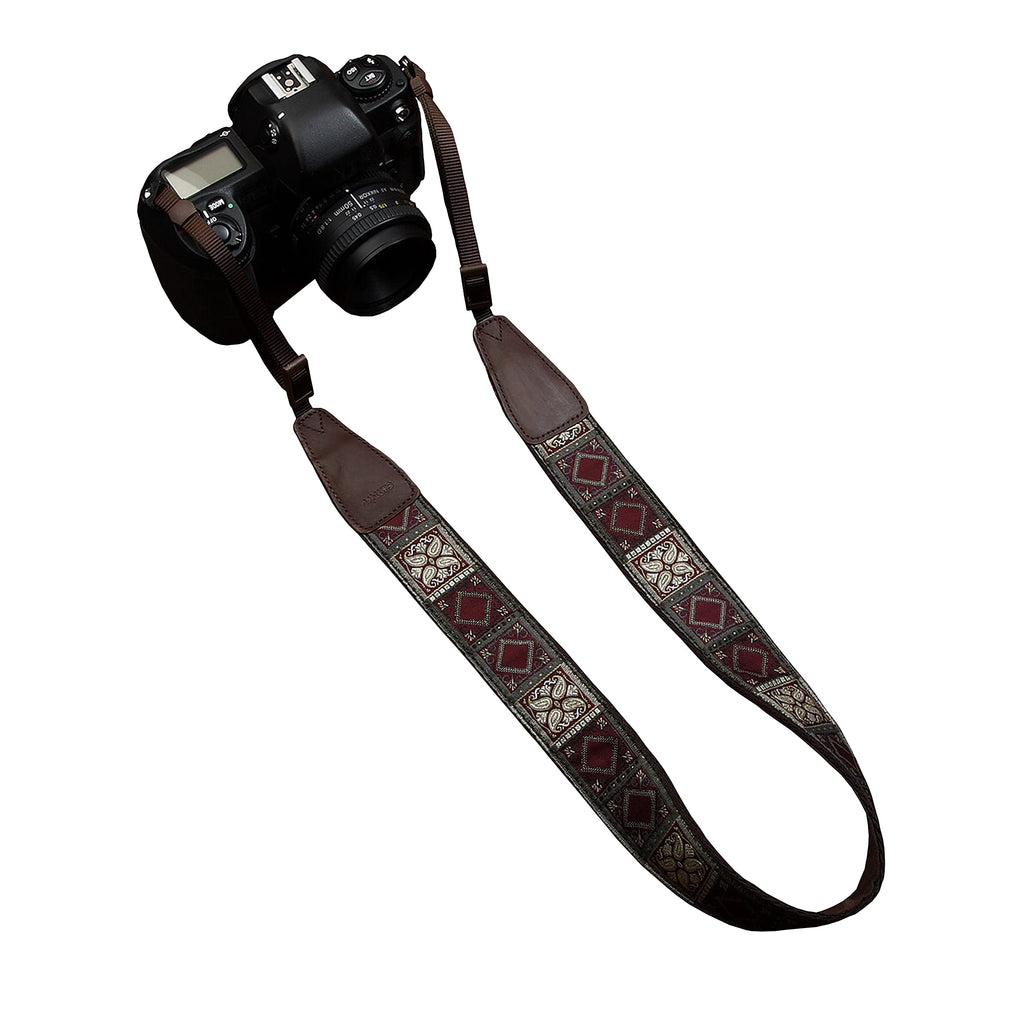  [AUSTRALIA] - Camera strap, length adjustable Red Embroidery