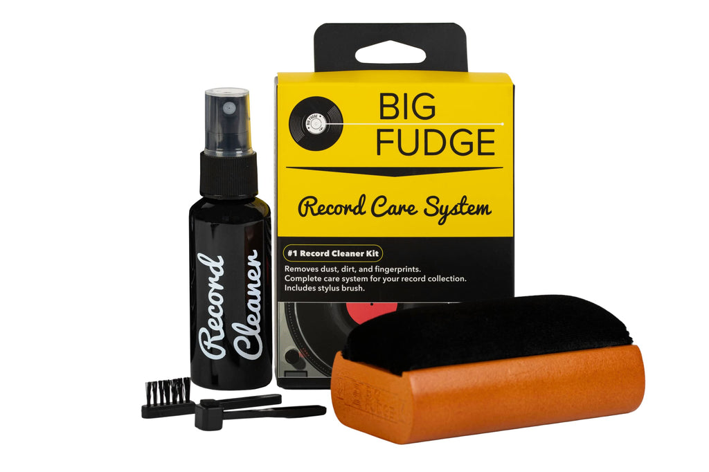  [AUSTRALIA] - Big Fudge Vinyl Record Cleaning Kit - Complete 4-in-1 - Includes Ultra-Soft Velvet Record Brush, XL Cleaning Liquid, Stylus Brush and Storage Pouch! Will NOT Scratch Your Records! …