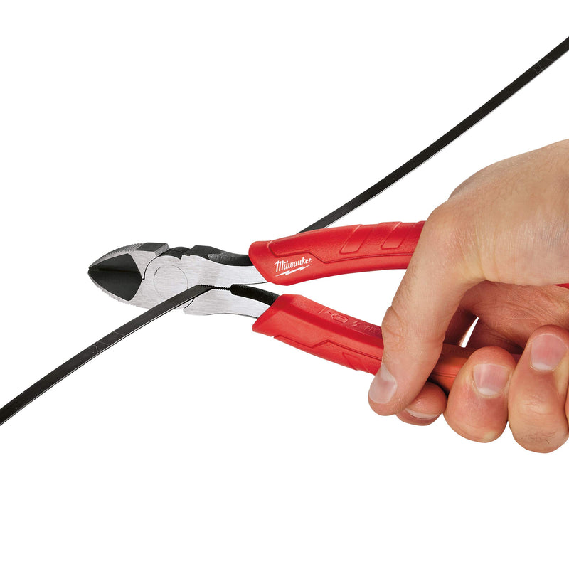  [AUSTRALIA] - Milwaukee 48-22-6107 Rust Resistant 7 Inch Diagonal Wire Cutting Pliers with 1 Inch Reaming Head