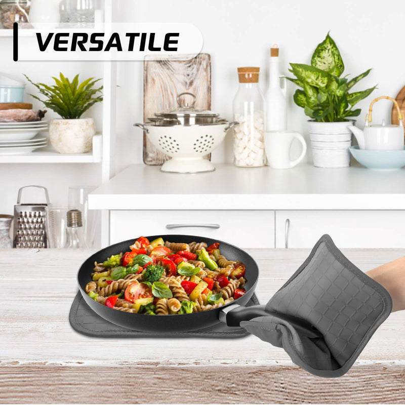  [AUSTRALIA] - HOMWE Silicone Kitchen Pot Holders with Pockets, 2 Pc Set Trivet, Steam and Heat Resistant Hand and Countertop Protection Hot Pads, Non-Slip Grip potholders, Terrycloth Interior Lining, Black