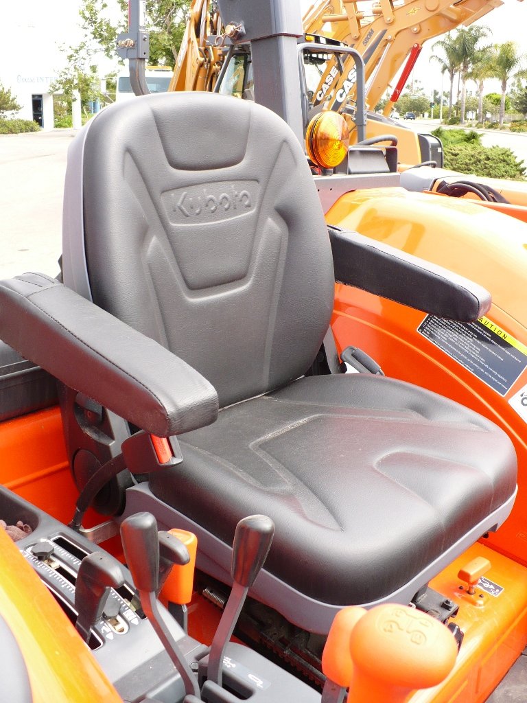  [AUSTRALIA] - Durafit Seat Covers, KU02-V7 Kubota Tractor M5040/M6040/M7040/M8540/M9540 in Comfortable Auto Fabric