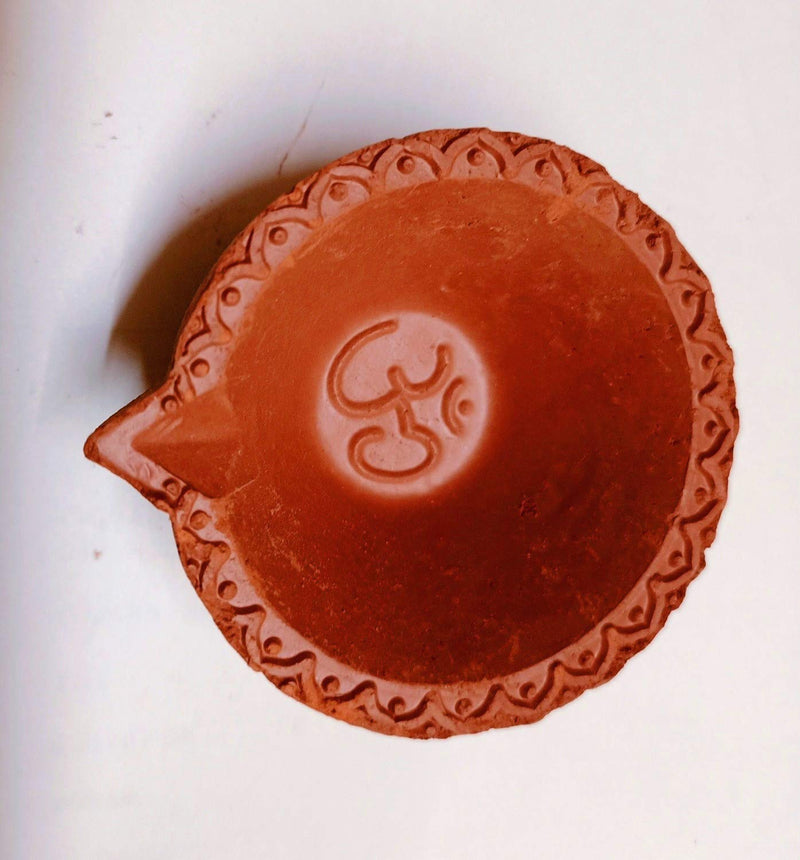  [AUSTRALIA] - Amroha Crafts 12 Pcs Diya Set of Clay Handmade Diya for Diwali/Deepawali Gift/Decorations/Natural Earthen Oil Lamp/Traditional Diyas for Pooja with Cotton Wicks Batti