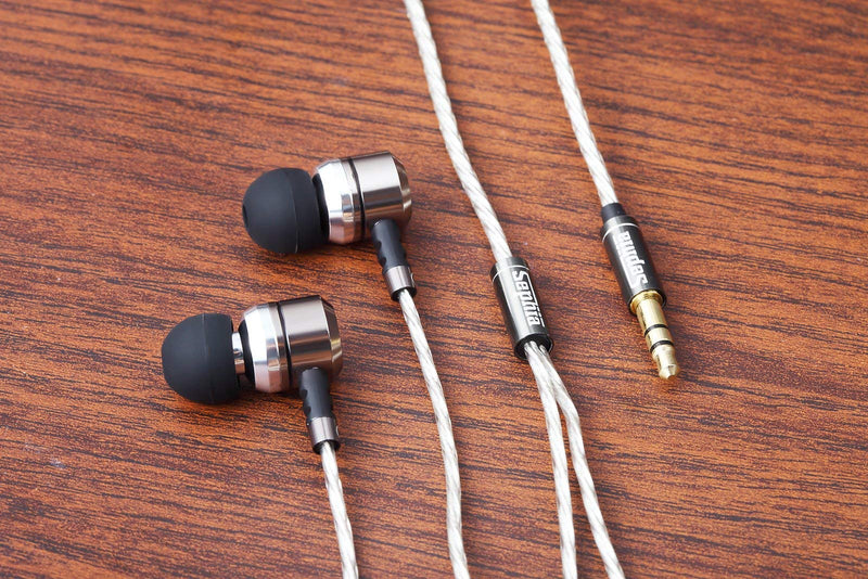  [AUSTRALIA] - sephia SP3060 Earbuds, Wired in-Ear Headphones with Tangle-Free Cord, Noise Isolating, Bass Driven Sound, Metal Earphones, Carry Case, Ear Bud Tips, 3.5mm