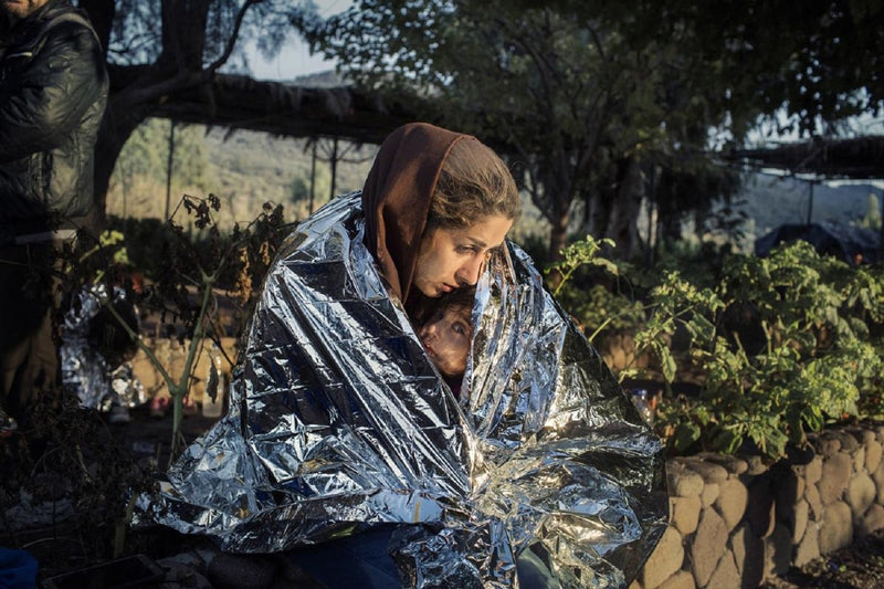  [AUSTRALIA] - QIO CHUANG Emergency Mylar Thermal Blankets -Space Blanket Survival kit Camping Blanket (4-Pack). Perfect for Outdoors, Hiking, Survival, Bug Out Bag ，Marathons or First Aid 1