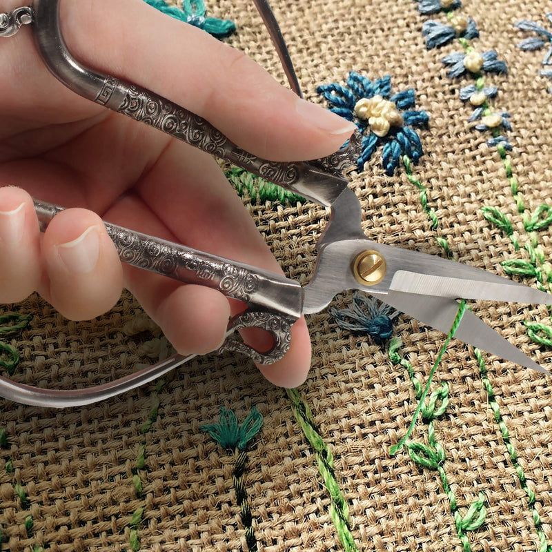  [AUSTRALIA] - Antique Style Heirloom Craft Embroidery Scissors w/Decorative Cast Handles Classic Chinese Look - Bronze - BambooMN 1 Pair S08 Bronze (6" long)