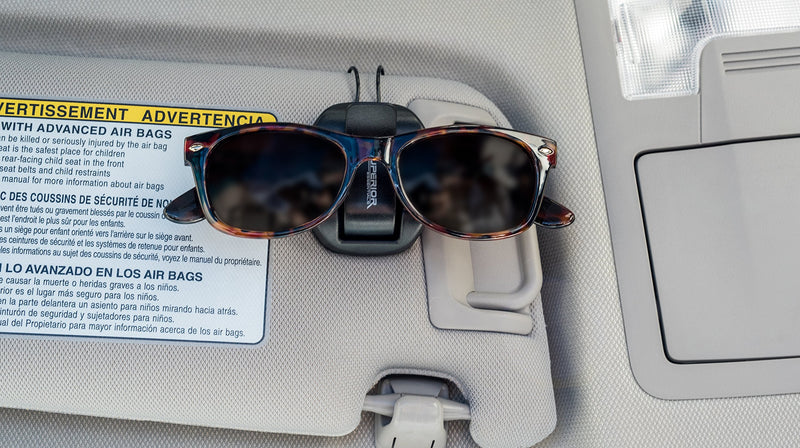  [AUSTRALIA] - Superior Essentials Sunglasses Holder for Sun Visor/Air Vent - Conveniently Holds Sunglasses - Easy One Handed Operation 1PC