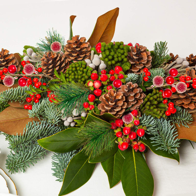  [AUSTRALIA] - Whaline Christmas Wreath Making Decoration Artificial Pine Cone Berry Set Red Holly Berries Natural Pinecones Branches for Xmas Tree Ornament Home Fall Winter Christmas Party DIY Crafts, 130Pcs