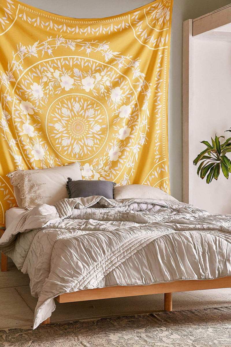  [AUSTRALIA] - Simpkeely Sketched Floral Medallion Tapestry, Trippy Mandala Wall Hanging Yellow Tapestries, Indian Boho Art Print Mural for Bedroom Living Room Dorm Home Décor 59.1 x 59.1 Inches (Yellow) Medium (59.1"x59.1")