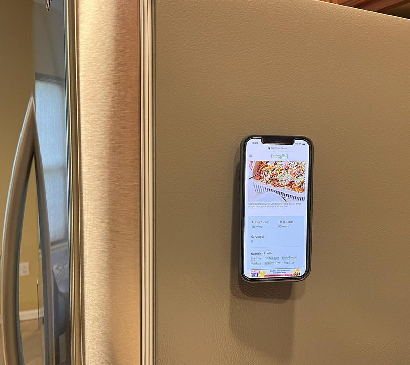  [AUSTRALIA] - Fridge Magnetic iPhone Holder, MagSafe Compatible, Attaches Magnetically to Refrigerator Door or Side.