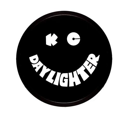  [AUSTRALIA] - KC HiLiTES 5200 6" Round Black Plastic Light Cover w/ White KC Daylighter Logo - Single Cover White Smile