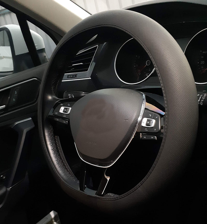  [AUSTRALIA] - Handgogo Auto Car Steering Wheel Cover Anti Slip Breathable Odorless Universal Composite Rubber 15 inch (Black)