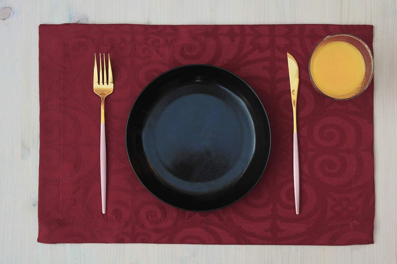  [AUSTRALIA] - Red Placemats Set of 4, Cranberry Cloth Place Mats Dining Room, Burgundy Table Mats for Kitchen Table, Washable Decor Fiesta, Fall Dinner Parties, Events, Wedding, Thanksgiving, Halloween, Christmas Cranberry Red Placemats Set of 4 (12x18 inch)